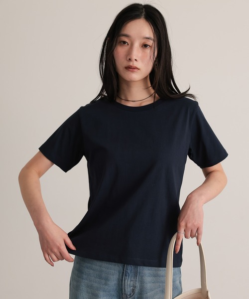 attiree(アティレー)の「【M/L展開】【UVカット】ベーシックTシャツ(Tシャツ/カットソー・レディース・ブラック/ネイビー/ホワイト・LARGE/MEDIUM)」の10枚目の写真
