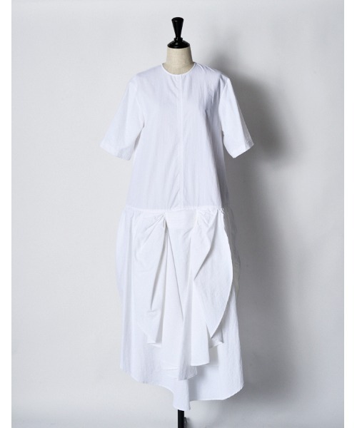 RUMCHE（ラムシェ）の「Sun & Moon Ruffle Dress / サン&ムーンラッフルドレス（ワンピース・レディース・ブラック/ホワイト・FREE）」の11枚目の写真