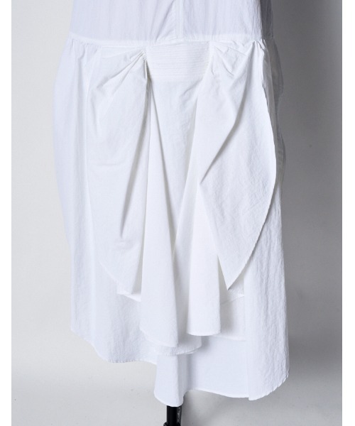 RUMCHE（ラムシェ）の「Sun & Moon Ruffle Dress / サン&ムーンラッフルドレス（ワンピース・レディース・ブラック/ホワイト・FREE）」の15枚目の写真