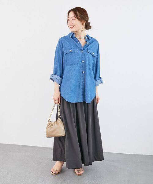 le.coeur blanc（ルクールブラン）の「《軽いシャツ素材》パールボタンデニムシャツ（シャツ/ブラウス・レディース・サックスブルー/ブルー・38）」の12枚目の写真
