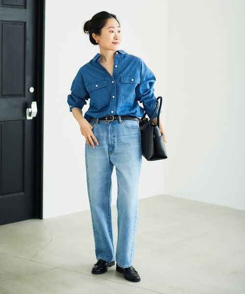 le.coeur blanc（ルクールブラン）の「《軽いシャツ素材》パールボタンデニムシャツ（シャツ/ブラウス・レディース・サックスブルー/ブルー・38）」の16枚目の写真