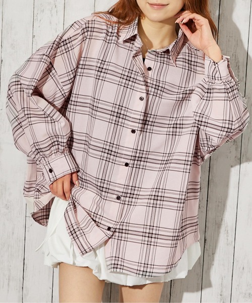 GORGE（ゴージ）の「《インナーSET×ルーズシルエット》レディース チェックシャツ タンク付き 春夏秋対応（シャツ/ブラウス・レディース・アイボリー/ブラック/オフホワイト/グレー/グリーン/モカ/ピンク・F）」の7枚目の写真