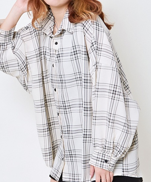 GORGE(ゴージ)の「《インナーSET×ルーズシルエット》レディース チェックシャツ タンク付き 春夏秋対応(シャツ/ブラウス・レディース・アイボリー/ブラック/オフホワイト/グレー/グリーン/モカ・F)」の8枚目の写真
