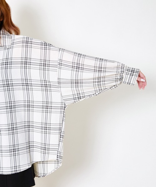 GORGE(ゴージ)の「《インナーSET×ルーズシルエット》レディース チェックシャツ タンク付き 春夏秋対応(シャツ/ブラウス・レディース・アイボリー/ブラック/オフホワイト/グレー/グリーン/モカ・F)」の21枚目の写真