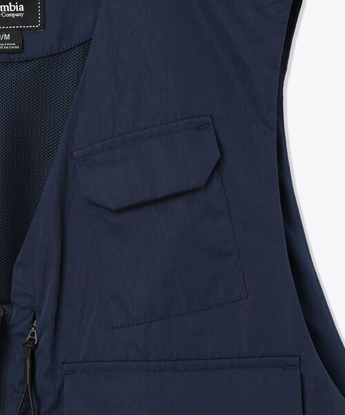 Columbia（コロンビア）の「撥水 軽量 COLUMBIA BLACK LABEL／メンズ ログリバー ブラック ベスト／コロンビアブラックレーベル（ベスト・メンズ・ブラック/ネイビー/グリーン・S/M/XL/L）」の14枚目の写真