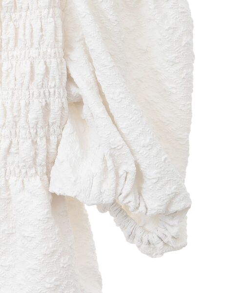 earth music&ecology(アースミュージックアンドエコロジー)の「2wayオフショルジャガードブラウス(シャツ/ブラウス・レディース・ピンク/アイボリー/ミント・FREE)」の6枚目の写真