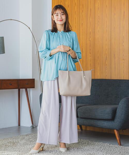 ITS'DEMO（イッツデモ）の「【通勤】仕切りA4トート（トートバッグ・レディース・ブラック/ライトベージュ/アイボリー/ブルー/グリーン系・00）」の12枚目の写真