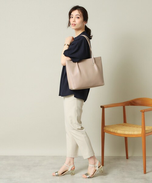 ITS'DEMO（イッツデモ）の「【通勤】仕切りA4トート（トートバッグ・レディース・ブラック/ライトベージュ/アイボリー/ブルー/グリーン系・00）」の19枚目の写真