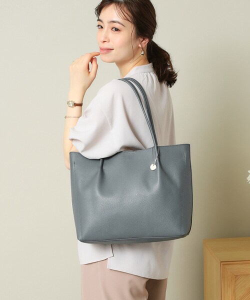 ITS'DEMO（イッツデモ）の「【通勤】仕切りA4トート（トートバッグ・レディース・ブラック/ライトベージュ/アイボリー/ブルー/グリーン系・00）」の20枚目の写真