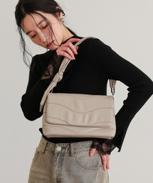 パフィーキルティングショルダーバッグ