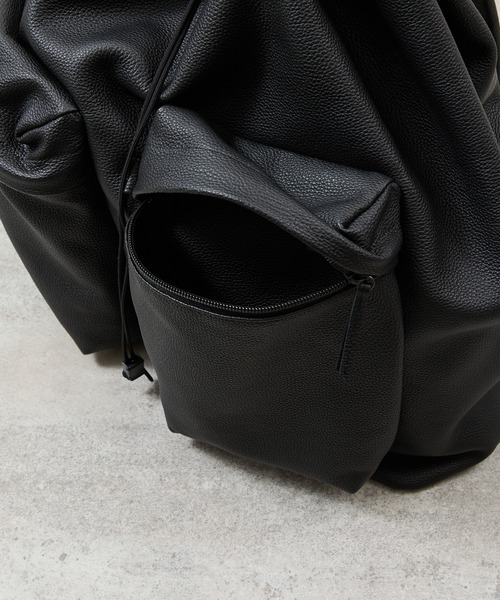SLOW（スロウ）の「SLOW スロウ / shrink-draw string day pack- シュリンクレザーデイパック 牛革リュックサック / 858S62R（バックパック/リュック・メンズ・ブラック・FREE）」の10枚目の写真