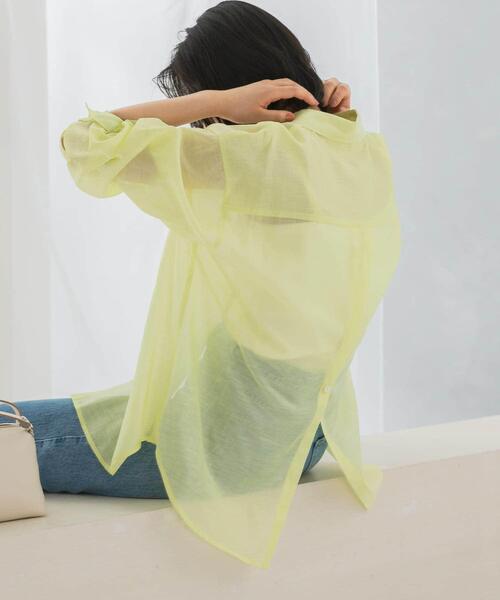 URBAN RESEARCH ROSSO WOMEN（アーバンリサーチ　ロッソ）の「リネンタッチイージーケアオーバーシャツ（シャツ/ブラウス・レディース・イエロー系その他/ホワイト/ブルー/ネイビー・FREE）」の16枚目の写真