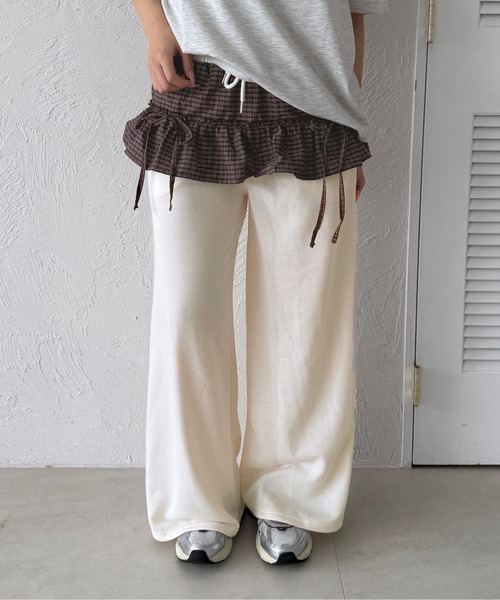 kutir(クティール)の「チェックレイヤードワイドスウェットパンツ(スウェットパンツ・レディース・ブラック/グレー/アイボリー・FREE)」の10枚目の写真