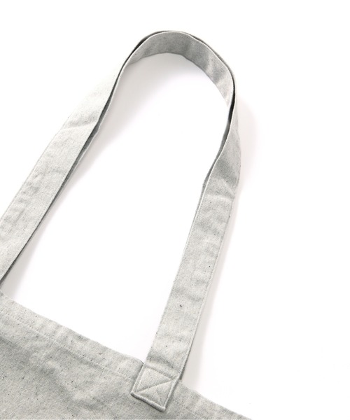 MHL.（エムエイチエル）の「UPCYCLED COTTON CANVAS（トートバッグ・レディース・グレー・FREE）」の7枚目の写真