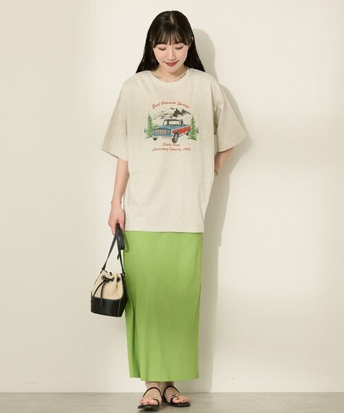 AMERICAN HOLIC(アメリカンホリック)の「CarプリントTシャツ(Tシャツ/カットソー・レディース・ホワイト系その他/ネイビー/ベージュ・FREE)」の6枚目の写真