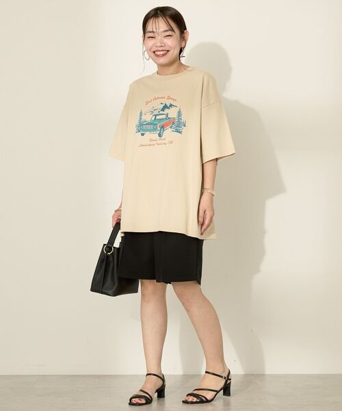 AMERICAN HOLIC(アメリカンホリック)の「CarプリントTシャツ(Tシャツ/カットソー・レディース・ホワイト系その他/ネイビー/ベージュ・FREE)」の11枚目の写真