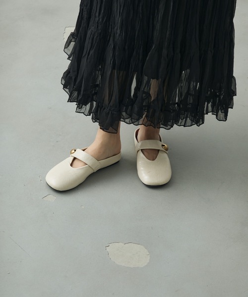 Lunea(ルネア)の「レトロデザインフラットミュールパンプス(パンプス・レディース・ホワイト/ブラウン・23/23.5/24/24.5/25/22.5)」の22枚目の写真