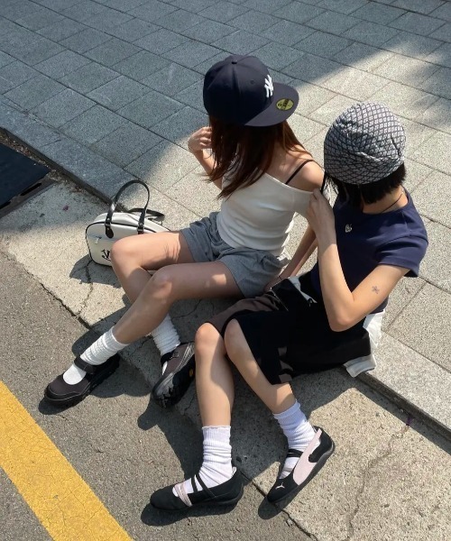 BLACKUP（ブラックアップ）の「[B-BASIC] クールスタンダードラウンドクロップ半袖Tシャツ（Tシャツ/カットソー・レディース・ブラック/ネイビー/レッド/ホワイト・MEDIUM/SMALL）」の11枚目の写真