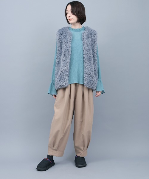 チチカカ（チチカカ）の「プードルファーベスト（ベスト・レディース・ベージュ/グレー/ブルー・FREE）」の8枚目の写真