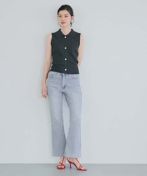 coca(coca)(コカ)の「セミフレア9分丈デニムパンツ(デニムパンツ・レディース・ライトブルー/ブラック・S/L/M)」の3枚目の写真