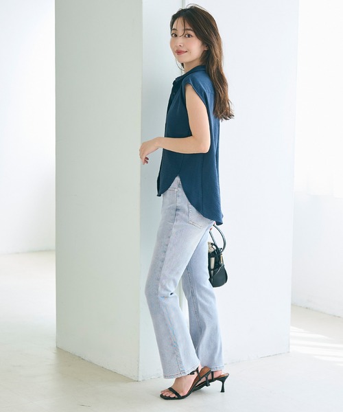 coca(coca)(コカ)の「セミフレア9分丈デニムパンツ(デニムパンツ・レディース・ライトブルー/ブラック・S/L/M)」の7枚目の写真