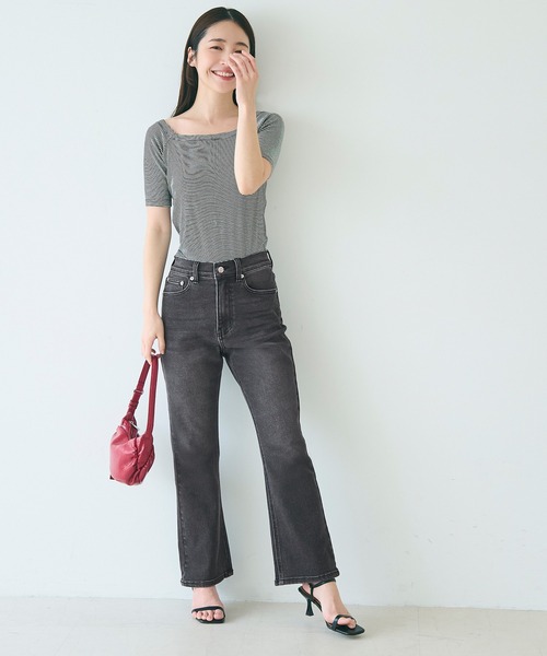 coca(coca)(コカ)の「セミフレア9分丈デニムパンツ(デニムパンツ・レディース・ライトブルー/ブラック・S/L/M)」の8枚目の写真