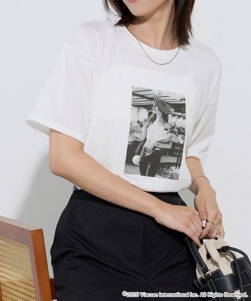 セール】【EMILY IN PARIS】フォトプリントTシャツ（Tシャツ