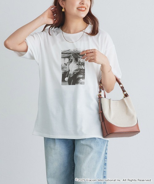 Pierrot(ピエロ)の「【EMILY IN PARIS】フォトプリントTシャツ(Tシャツ/カットソー・レディース・オフホワイト・M/L)」の13枚目の写真