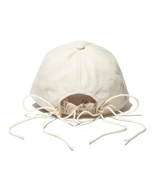 Kinetics(キネティクス)の「Casselini Back Cord Ribbon Cap(キャセリーニ バックコードリボンキャップ)(キャップ・レディース・アイボリー/ブラック・ONE SIZE)」の4枚目の写真