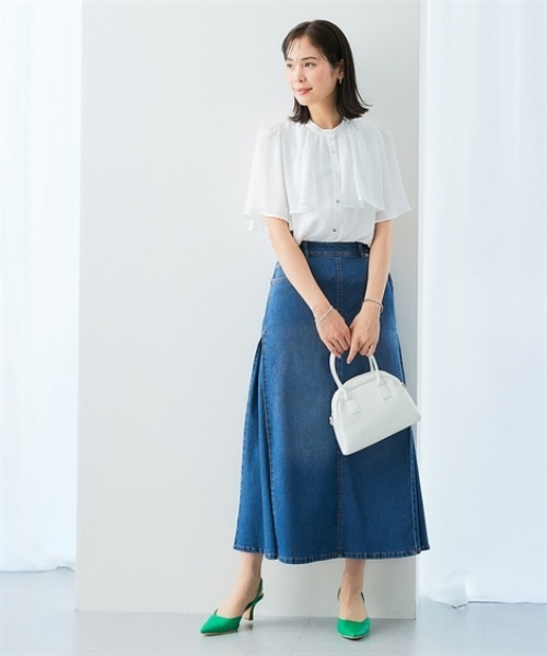 7days Life Styling(セブンデイズライフスタイリング)の「ケープ風ジョーゼットブラウス(カットソー裏地付)(シャツ/ブラウス・レディース・ネイビー/グレイッシュベージュ/オフホワイト・S/M/L/LL)」の6枚目の写真