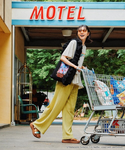 セール】【STRANGER THINGS】コラボフリルトートバッグ（トート