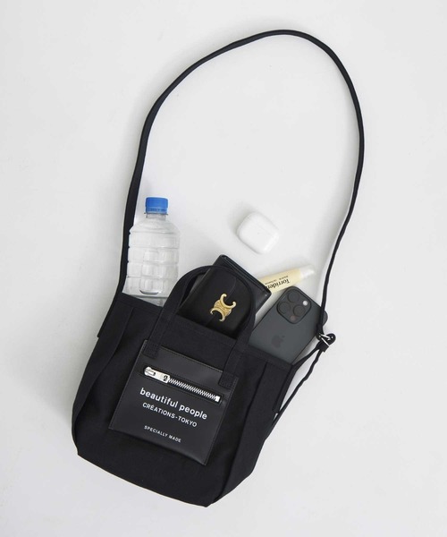 beautiful people(ビューティフルピープル)の「【beautiful people/ビューティフルピープル】別注 Logo Leather Pocket Mini Tote Bag/ロゴレザーポケットミニトートショルダーバッグ(ショルダーバッグ・レディース・ブラック・FREE)」の3枚目の写真