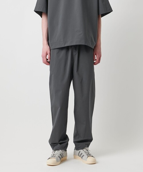 ユナイテッドアローズ&SONSダイスケオバナ　黒メンズLサイズ黒テーパードパンツ UNITED ARROWS & SONS by DAISUKE OBANA ESSENS＞ Ⅰ CR REG