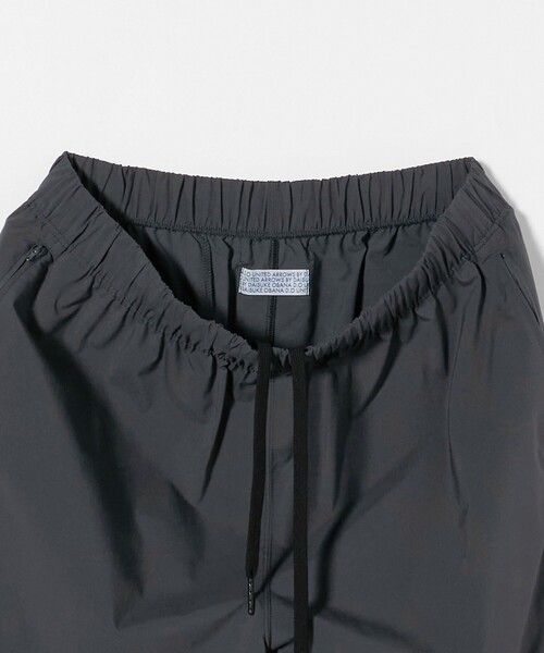UNITED ARROWS & SONS by DAISUKE OBANA（ユナイテッドアローズアンドサンズバイダイスケオバナ）の「＜D.O UNITED ARROWS BY DAISUKE OBANA＞LT/DC TRACK PANTS/トラックパンツ（その他パンツ・メンズ・グレー系/ブラック・XL/L/M/S）」の16枚目の写真