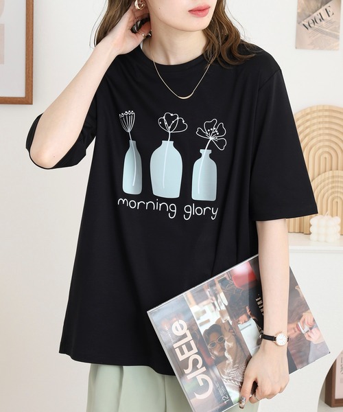 BRODIAEA（ブローディア）の「BRODIAEA 線画フラワープリント半袖Tシャツ（Tシャツ/カットソー・レディース・ベージュ/オフホワイト/イエロー/ピンク/ブラック・40）」の3枚目の写真