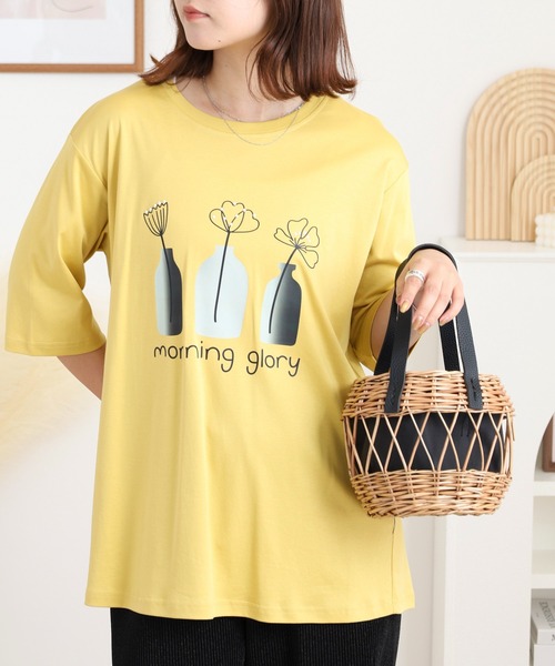 BRODIAEA（ブローディア）の「BRODIAEA 線画フラワープリント半袖Tシャツ（Tシャツ/カットソー・レディース・ベージュ/オフホワイト/イエロー/ピンク/ブラック・40）」の19枚目の写真