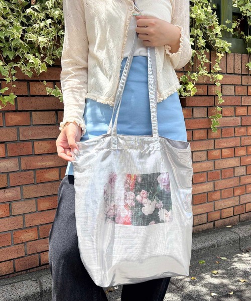 Casselini(キャセリーニ)の「Casselini(キャセリーニ)メタリックフォトトート(トートバッグ・レディース・ミント/ピンク/シルバー/ブラック・FREE)」の12枚目の写真