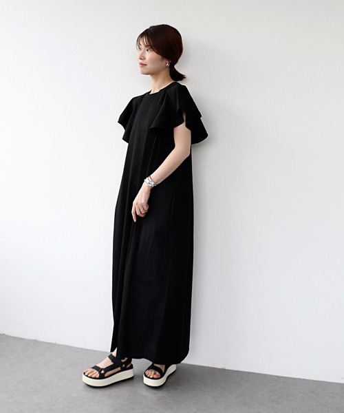 Jines(ジネス)の「コットンシルケット天竺サイド切替ワンピース(ワンピース・レディース・レッド/チャコールグレー/ブラック・38)」の4枚目の写真