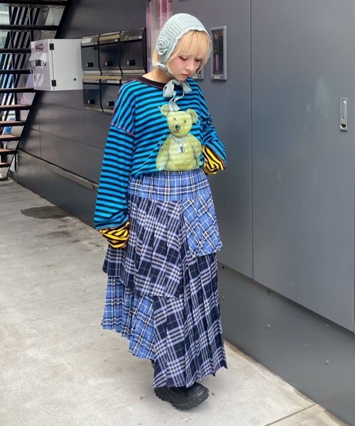 Candy Stripper(キャンディストリッパー)の「OVERLAP CHECK PLEATS スカート(スカート・レディース・ネイビー/レッド/ブルー・FREE)」の6枚目の写真