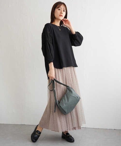 ikka（イッカ）の「【親子コーデ】袖キカレース切り替えプルオーバー（Tシャツ/カットソー・レディース・ワイン/ブラック/オフホワイト・L/M/S）」の13枚目の写真