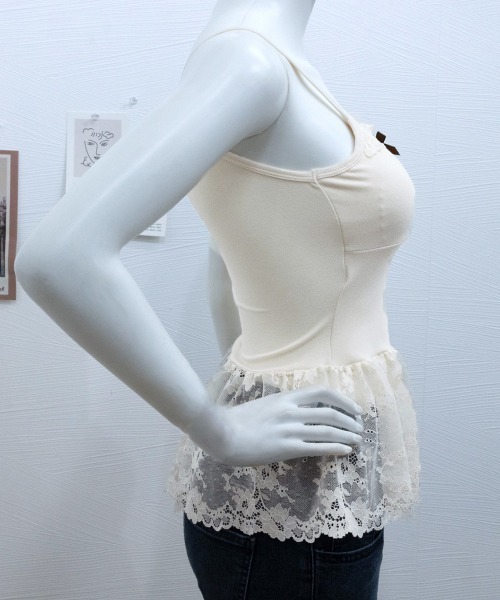 Miniministore（ミニミニストア）の「パッド付き 裾レース切り替えキャミソール（キャミソール・レディース・ブラック/ホワイト/ライトベージュ・FREE）」の14枚目の写真