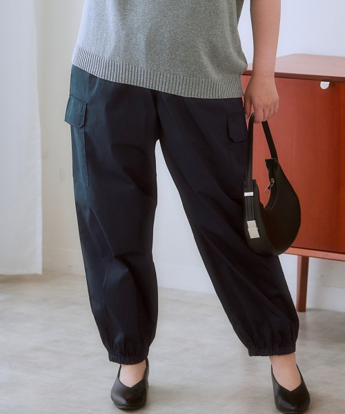 SMILE LAND（スマイルランド）の「大きいサイズ デザインカーゴパンツ（ゆったりヒップ）（カーゴパンツ・レディース・ネイビー/カーキ・3L/4L/LL/L/5L）」の13枚目の写真