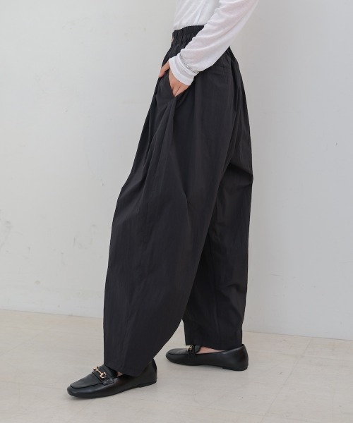 Bab(バブ)の「【S・Mサイズ展開】リラックスバルーンパンツ(その他パンツ・レディース・チャコールグレー/ブラック/グレイッシュベージュ・S/M)」の9枚目の写真
