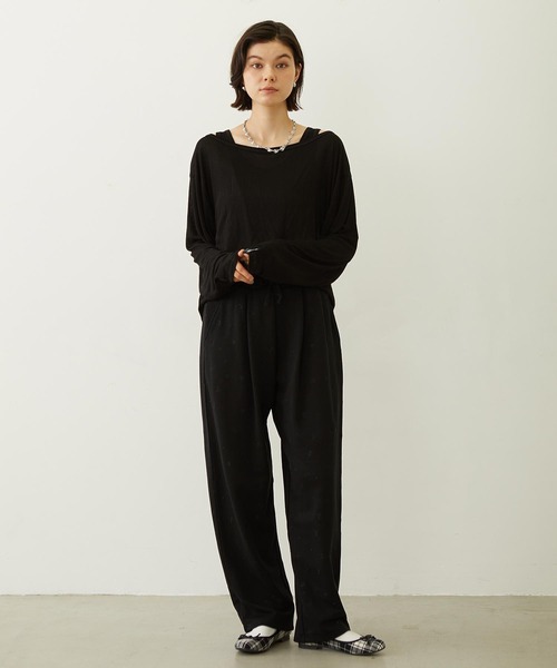 MILKFED.（ミルクフェド）の「EMBROIDERY TUCK SWEAT PANTS（スウェットパンツ・レディース・オフホワイト/ライトブルー/ブラック・S/M）」の19枚目の写真