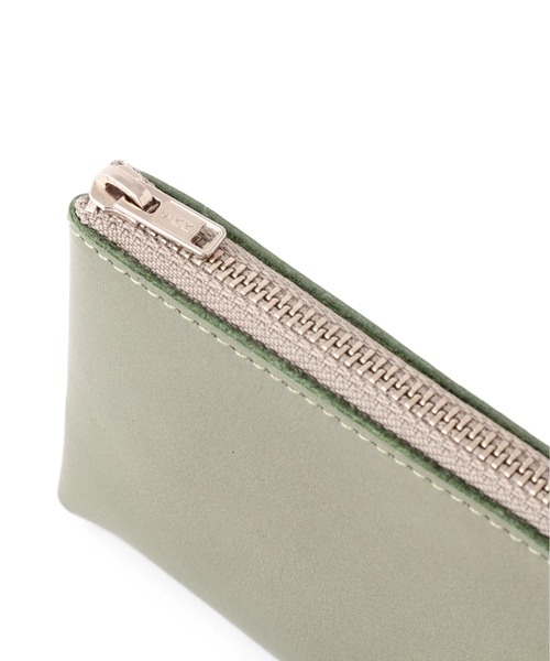 MHL.（エムエイチエル）の「BASIC LEATHER（ポーチ・レディース・グリーン系その他7/ブラック・FREE）」の4枚目の写真
