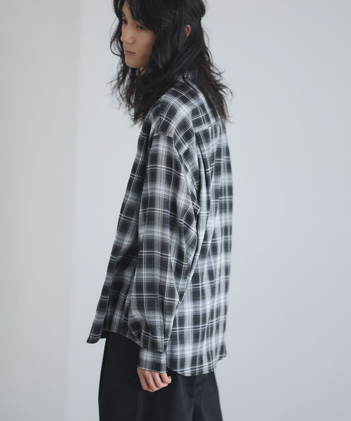 CRAFT STANDARD BOUTIQUE(クラフトスタンダードブティック)の「オンブレーチェックシャツ(シャツ/ブラウス・メンズ・ブラック/ベージュ/ブラウン・L/M/S)」の11枚目の写真