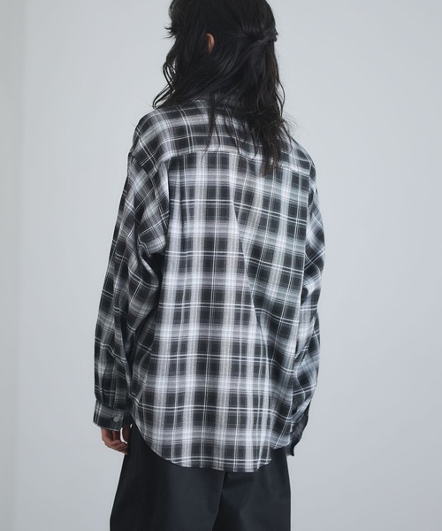 CRAFT STANDARD BOUTIQUE(クラフトスタンダードブティック)の「オンブレーチェックシャツ(シャツ/ブラウス・メンズ・ブラック/ベージュ/ブラウン・L/M/S)」の14枚目の写真