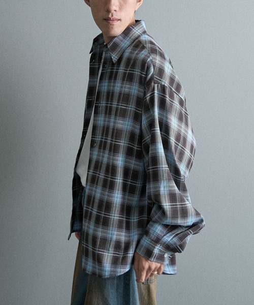 CRAFT STANDARD BOUTIQUE(クラフトスタンダードブティック)の「オンブレーチェックシャツ(シャツ/ブラウス・メンズ・ブラック/ベージュ/ブラウン・L/M/S)」の21枚目の写真
