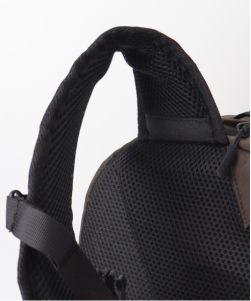 KiU(キウ)の「KiU キウ LC バックパック K448(バックパック/リュック・レディース・ブラウン/イエロー/ブラック・FREE)」の15枚目の写真