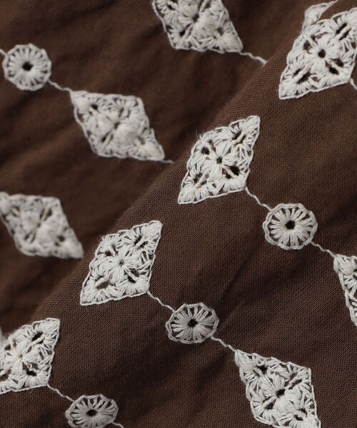 SHIPS（シップス）の「SHIPS: エンブロイダリー オープンカラー ロングスリーブ シャツ（シャツ/ブラウス・メンズ・ブラウン/ベージュ/ネイビー・MEDIUM/LARGE/X-LARGE）」の4枚目の写真